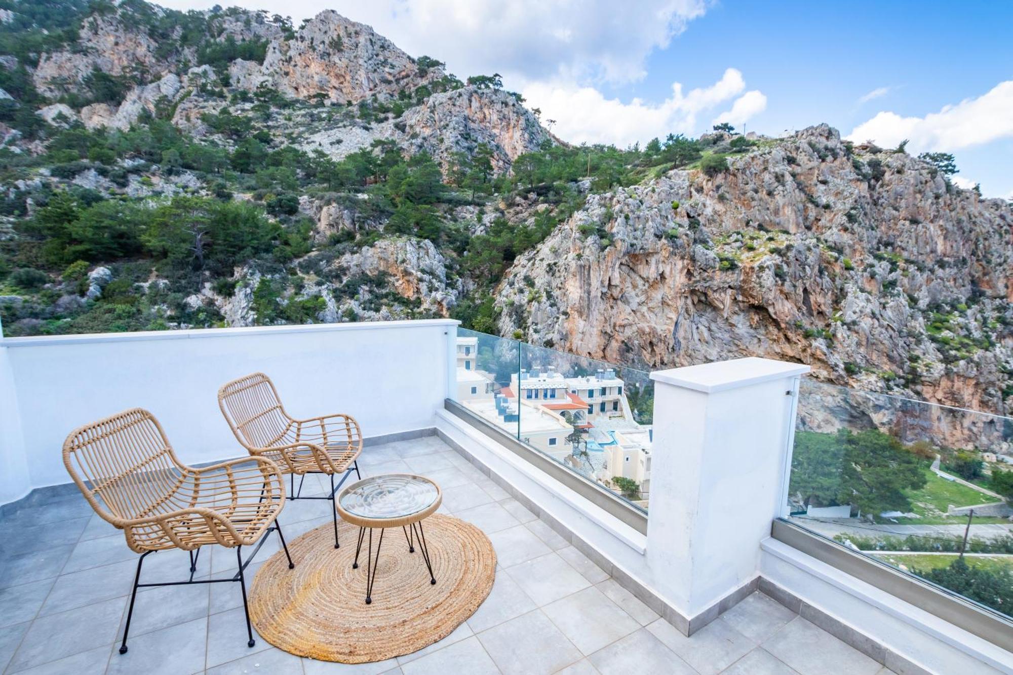 Yploui Suites Karpathos Extérieur photo